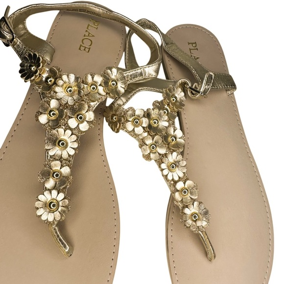 Place Other - Place Gold Floral Detailing Thong Sandals Size 5